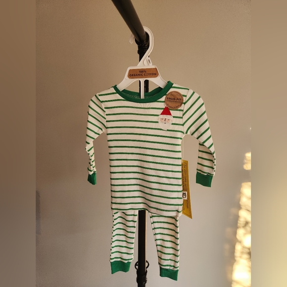 Size 12 months 100% organic cotton Christmas pajama set 12 months - Picture 1 of 8